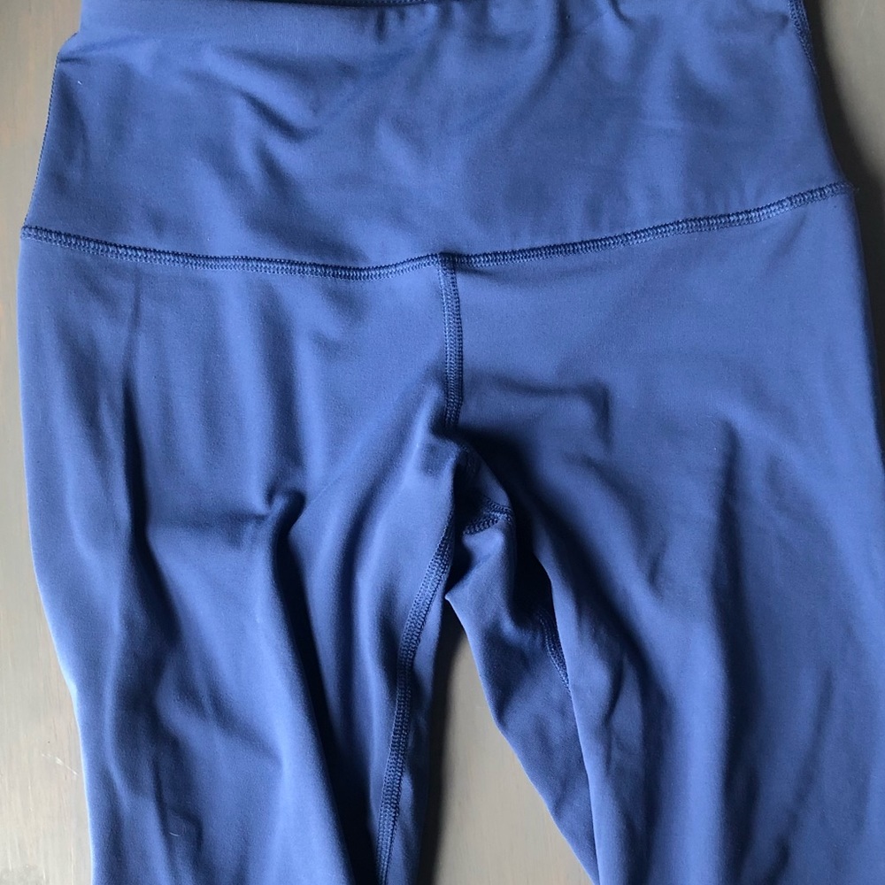 Blue Yogalicious Leggings - Picture 3 of 5